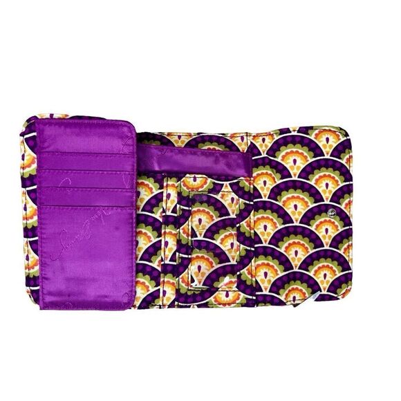 Vera Bradley Plum Crazy Euro Wallet Quilted Floral Purple Cream Bohemian - Picture 6 of 8
